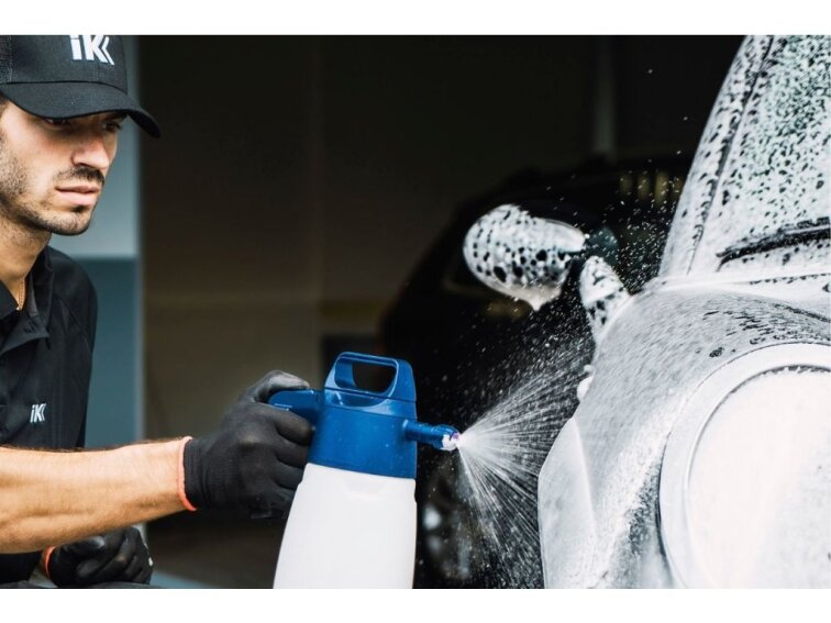 IK FOAM PRO 2 ALK Professional Sprayer - ruční tlakový napěnovač