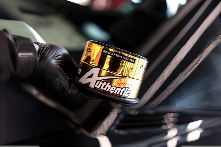 Soft99 Authentic Premium 200 g prémiový karnaubský vosk