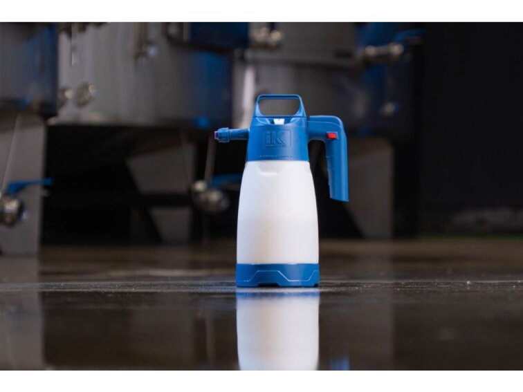 IK FOAM PRO 2 ALK Professional Sprayer - ruční tlakový napěnovač