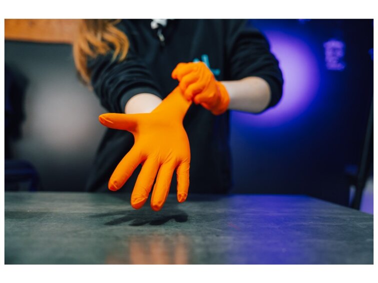 Nitrilové rukavice EXTRA STRONG - oranžové extra silné (balení)