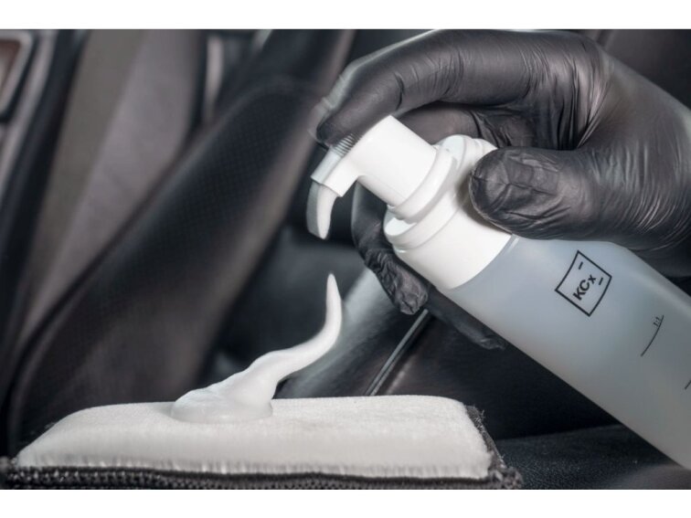 Colourlock Smooth Leather Care Kit - set na údržbu usně starší 3 let