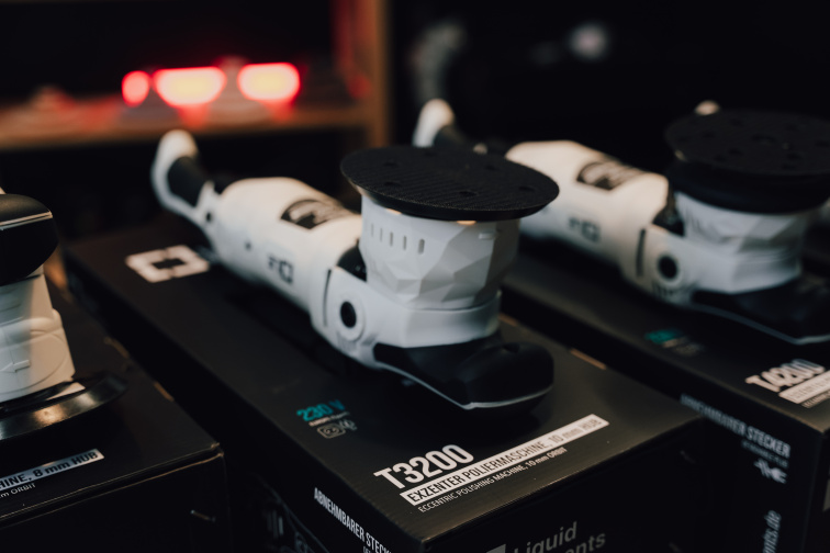 Liquid Elements T3200 V3 orbitální leštička s brašnou - nová verze