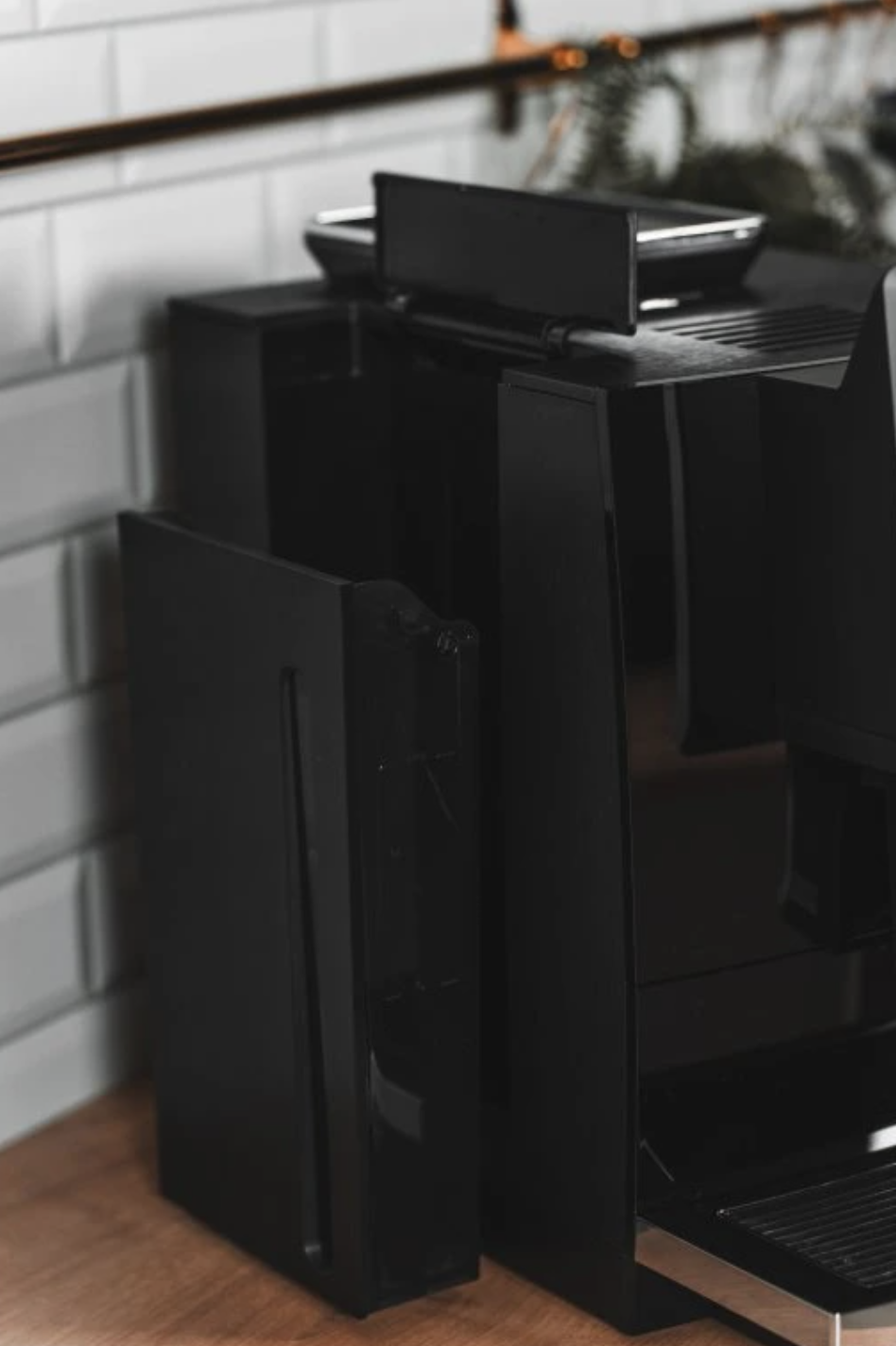 DR. COFFEE F08 B - Automatický kávovar