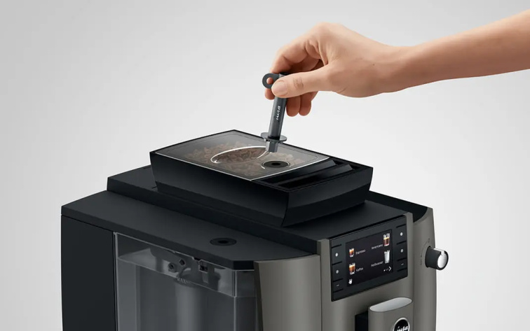 JURA W4 Dark Inox - automatický kávovar