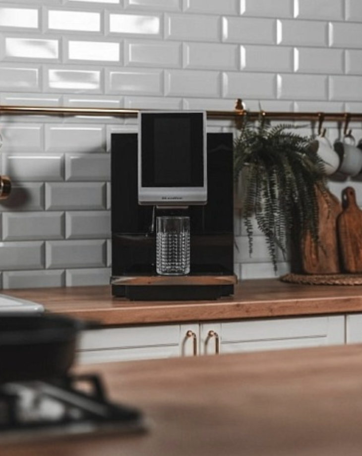 DR. COFFEE F08 B - Automatický kávovar