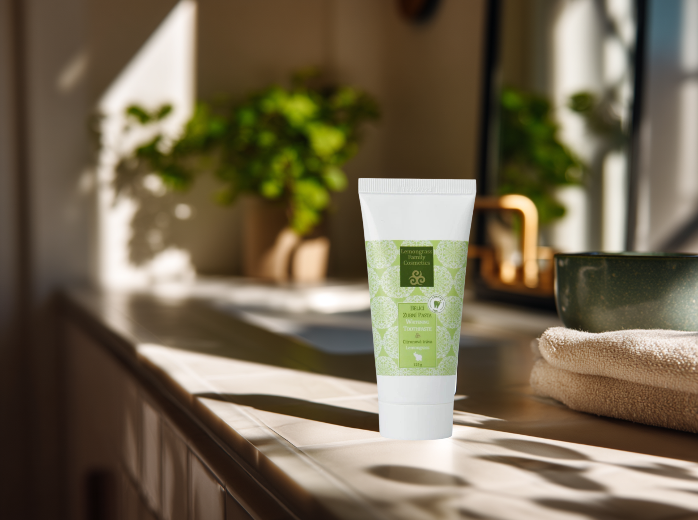 Bělicí zubní pasta s voňatkou, 125 g, Healing Nature