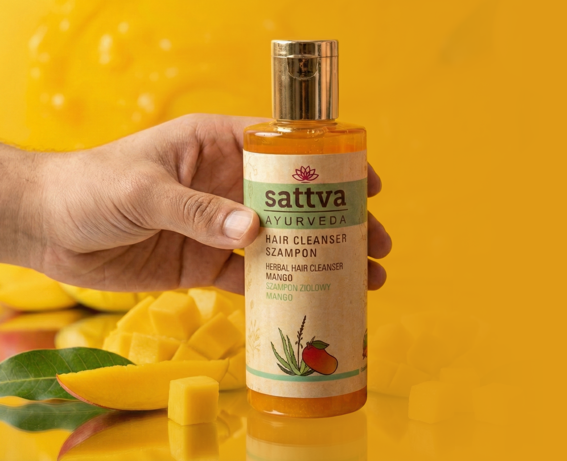 Bylinný vlasový šampon Mango, 210 ml, Sattva