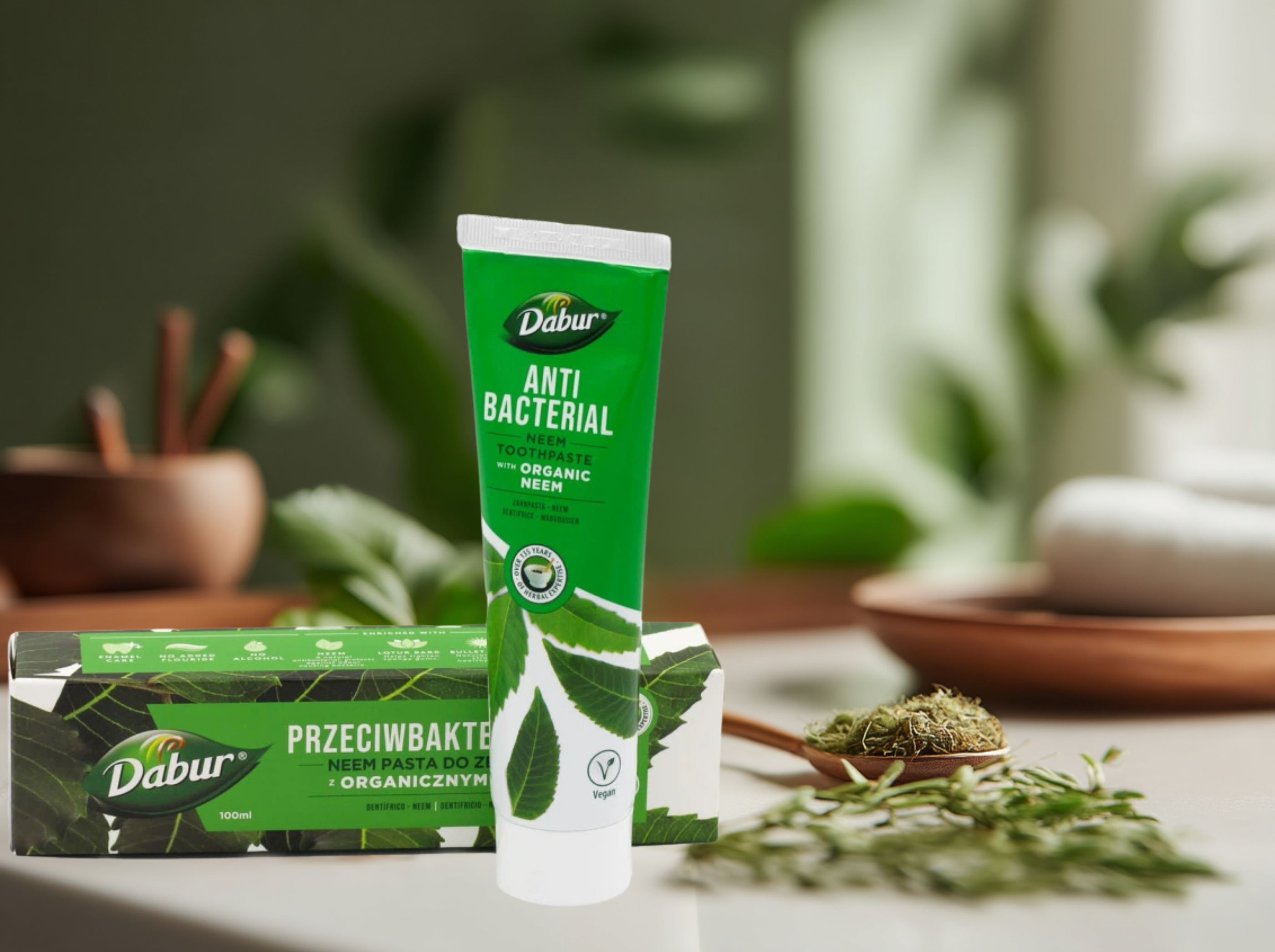 Zubní pasta Antibacterial Neem, 100 ml, Dabur