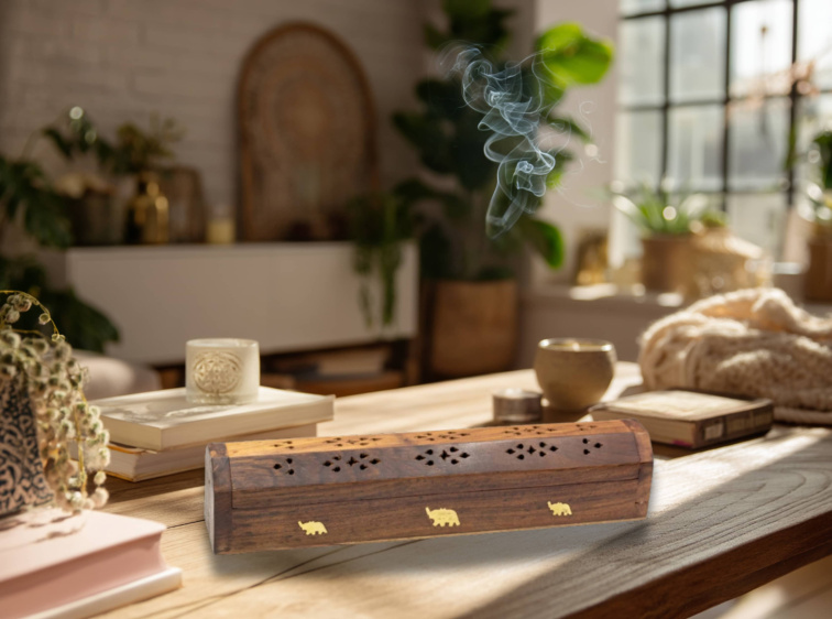 Dřevěný box - stojan na vonnou tyčinku, 1 ks, Sattva