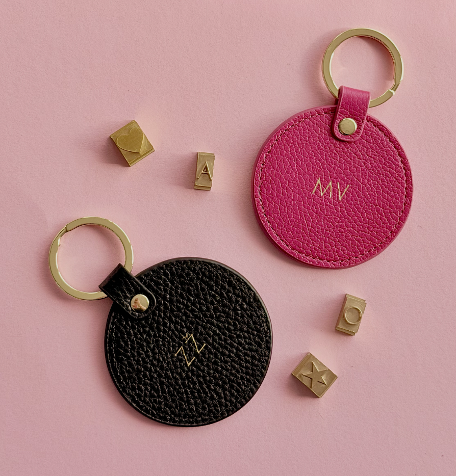 Personalizovaná kožená klíčenka s iniciály