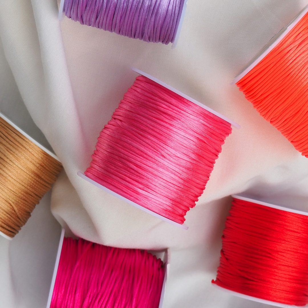 Anklet Dots na saténové šňůrce gold filled