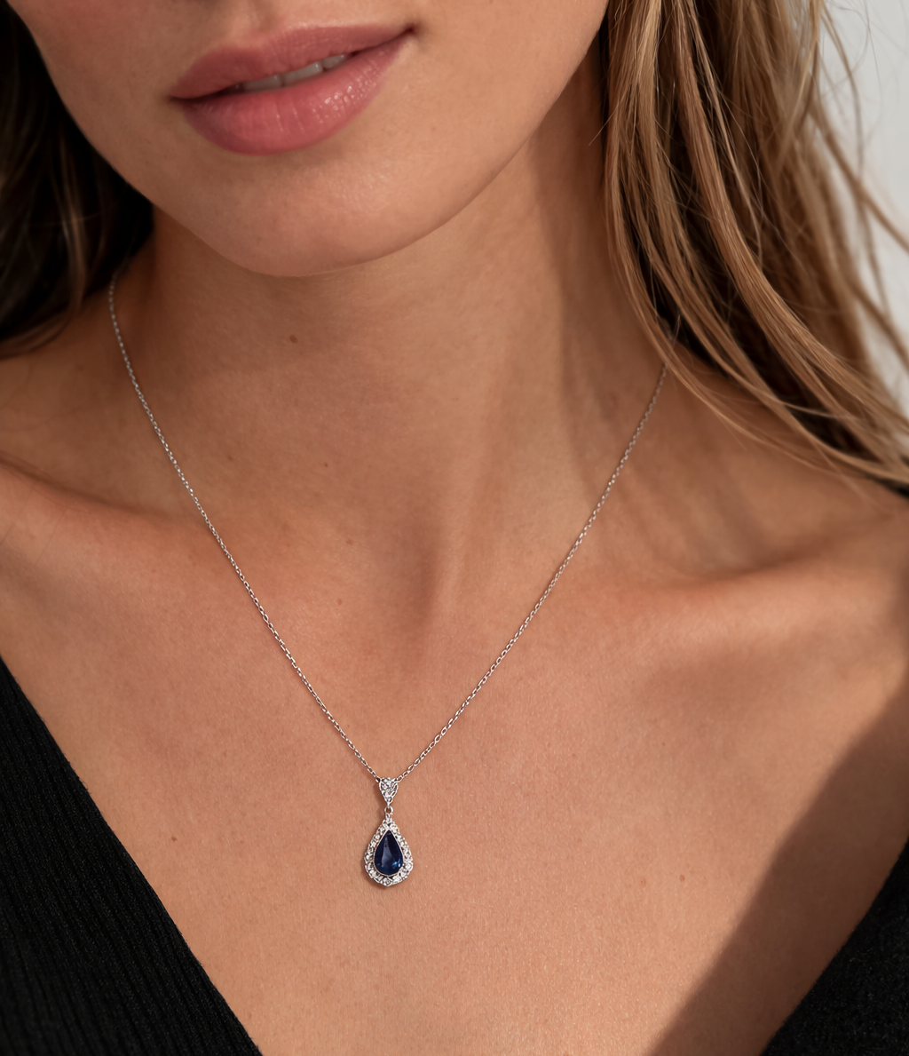 Elegantní náhrdelník Sapphire Drop