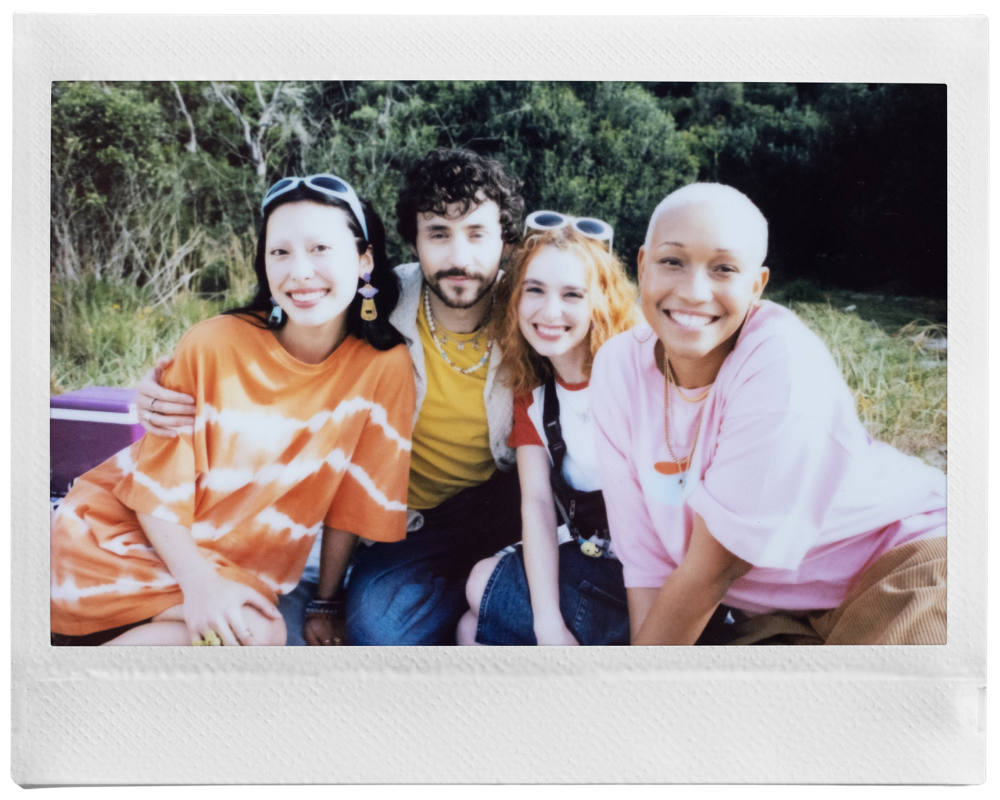 Instax™ Wide 400 v nové barvě Jet Black: klasika v elegantním provedení