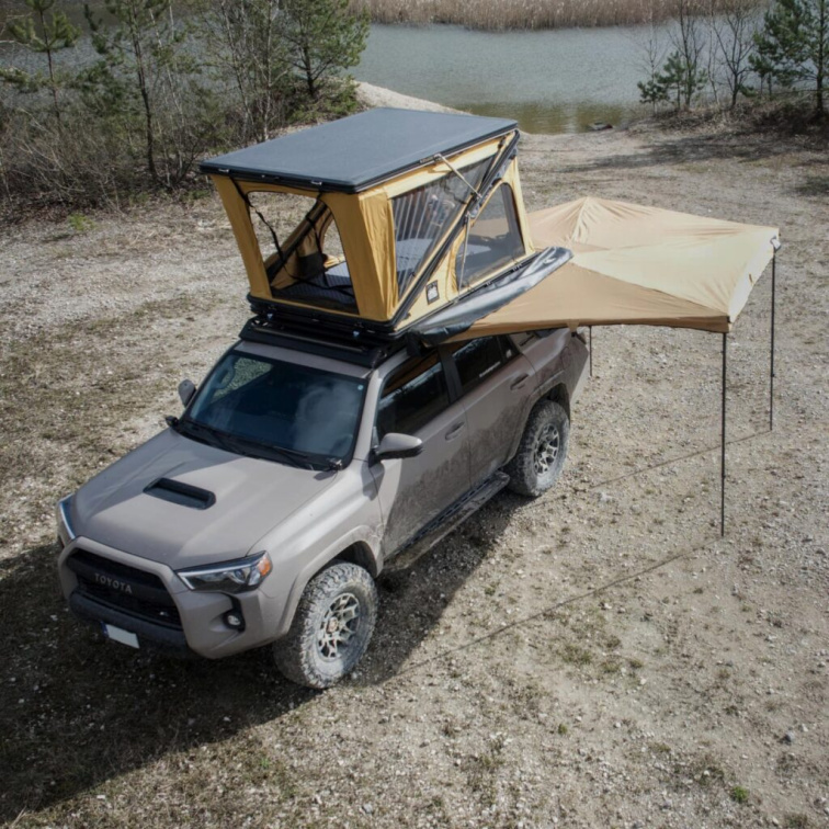 OFFLANDER samonosná boční markýza Batwing 270 L – 2,5 m