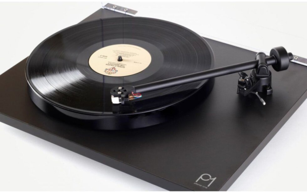 Rega Planar 1 Matt Black