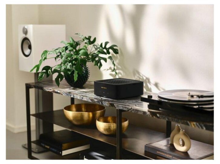 Marantz Model M1 Black