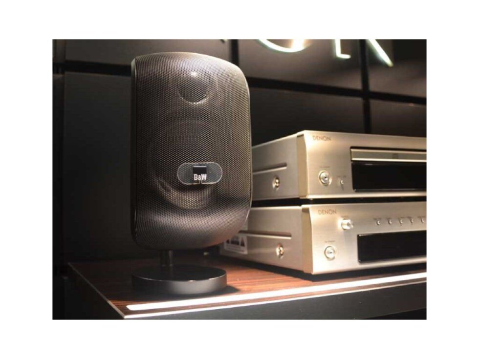 Bowers & Wilkins M1 Rozbaleno
