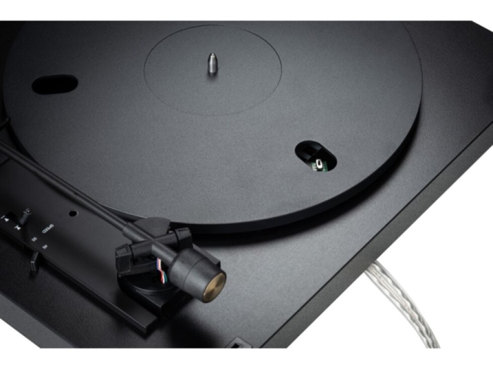 Pro-Ject A1.2 - Nová generace plně automatického gramofonu, černá