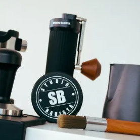 Studio Barista Classic konvička na mléko fialová 350ml