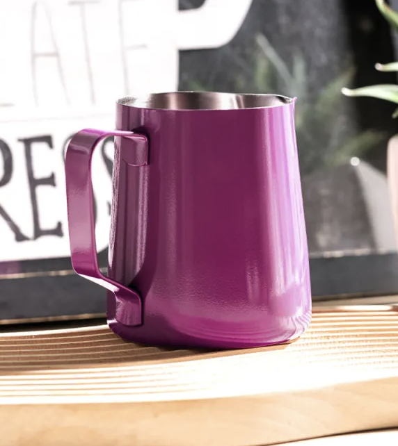 Studio Barista Classic konvička na mléko fialová 350ml