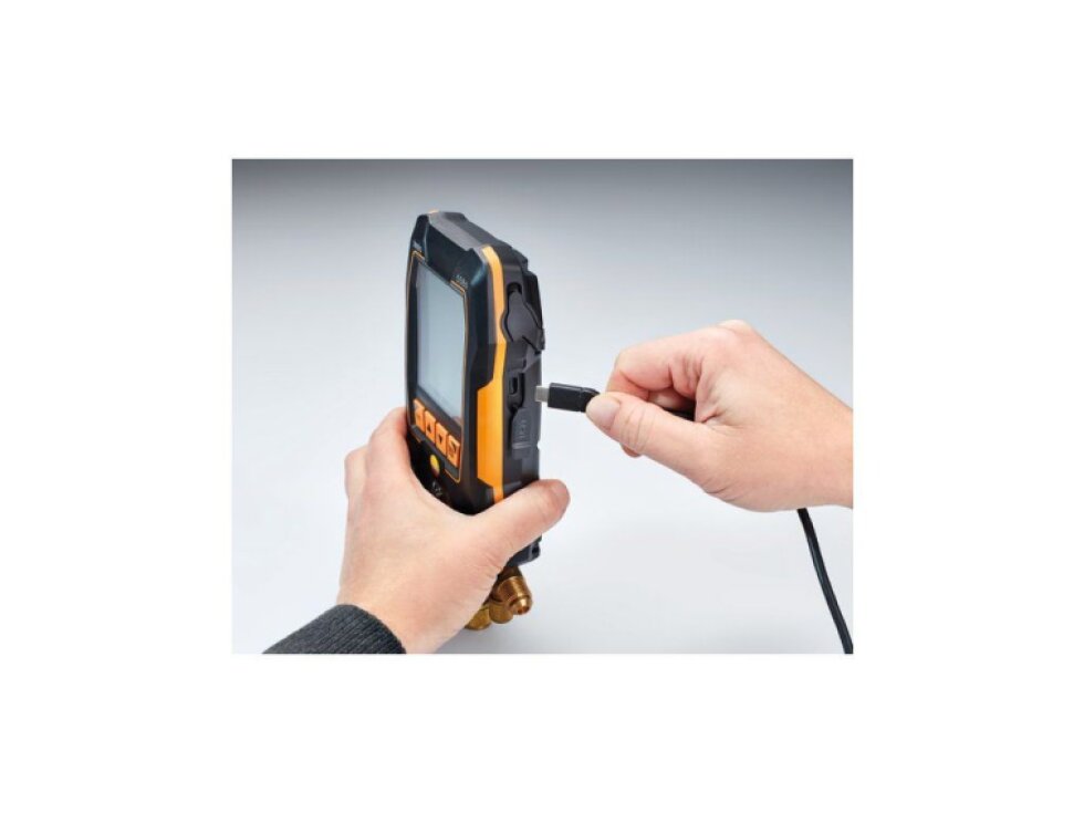 testo 558s - Digitální servisní přístroj se čtyřcestným ventilovým blokem a intuitivním dotykovým displejem