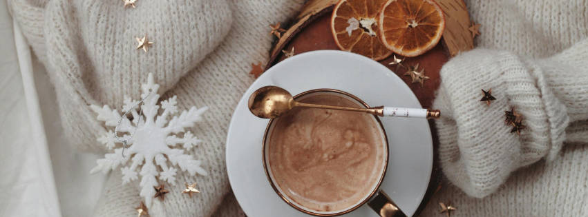 Zdravé vánoce pro ženy: Jak zvládnout svátky v souladu s vaším cyklem a tělem