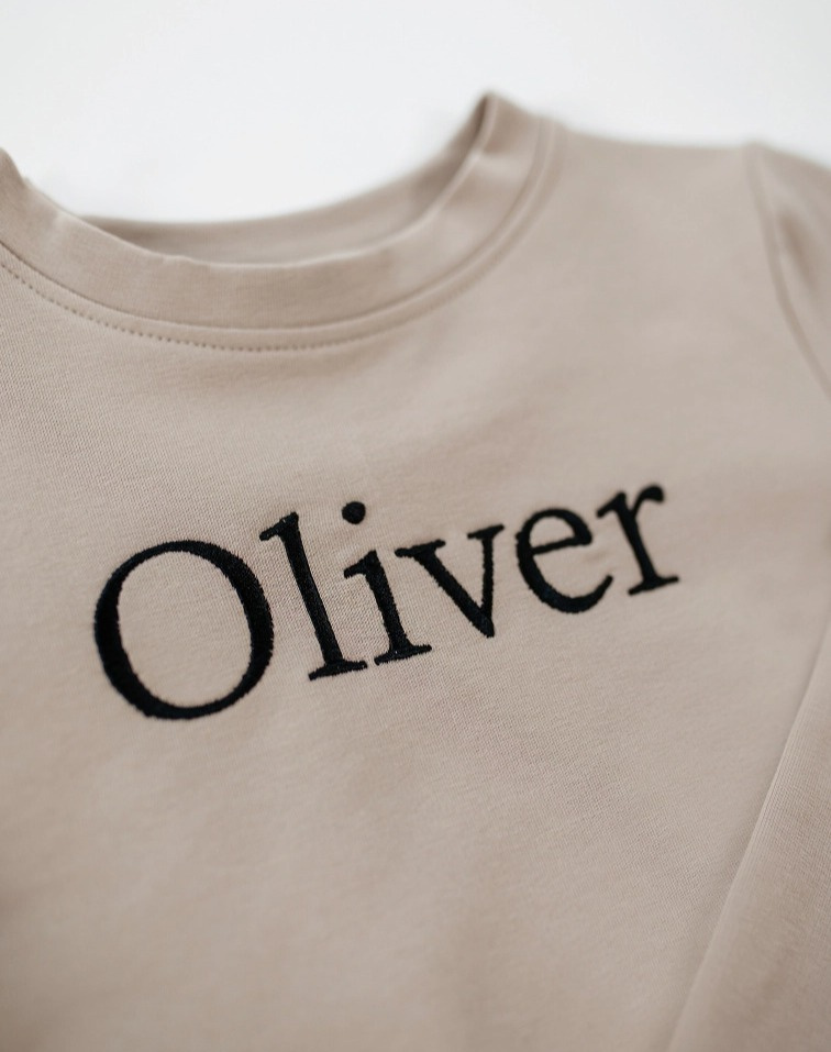 Mikina z biobavlny světlá taupe – Otisk důvěry