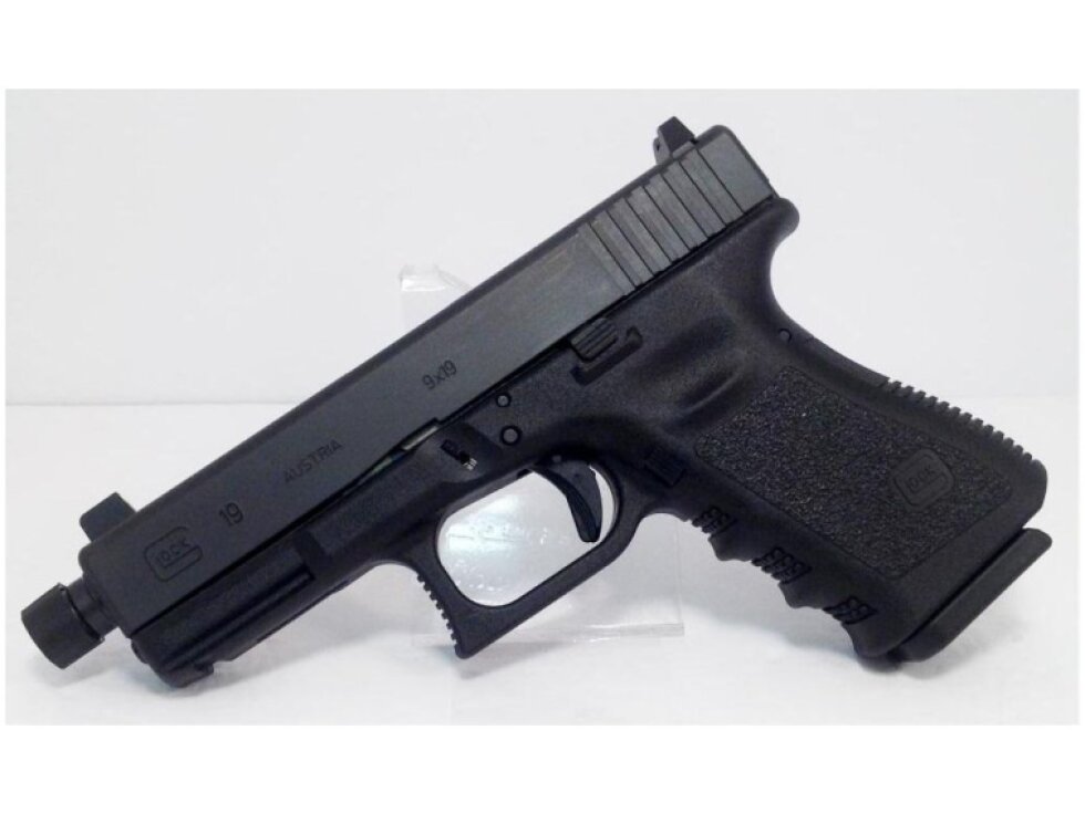 Glock 19 se závitem cal. 9mm Luger