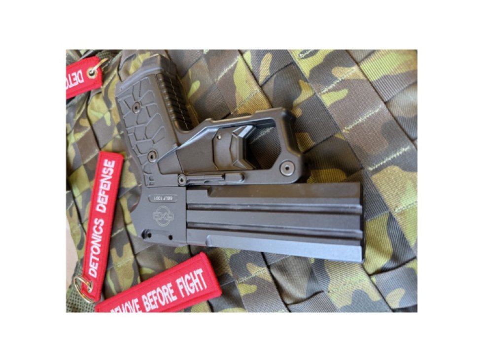 Flobertka Detonics 6X6 GRIM LIMITED cal. 6mm Flobert / 22 Flobert