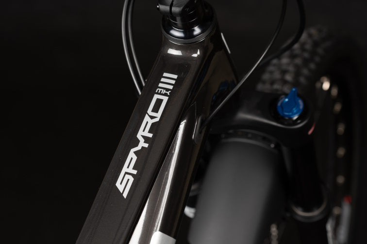 Rám Qayron Spyro 3 29"