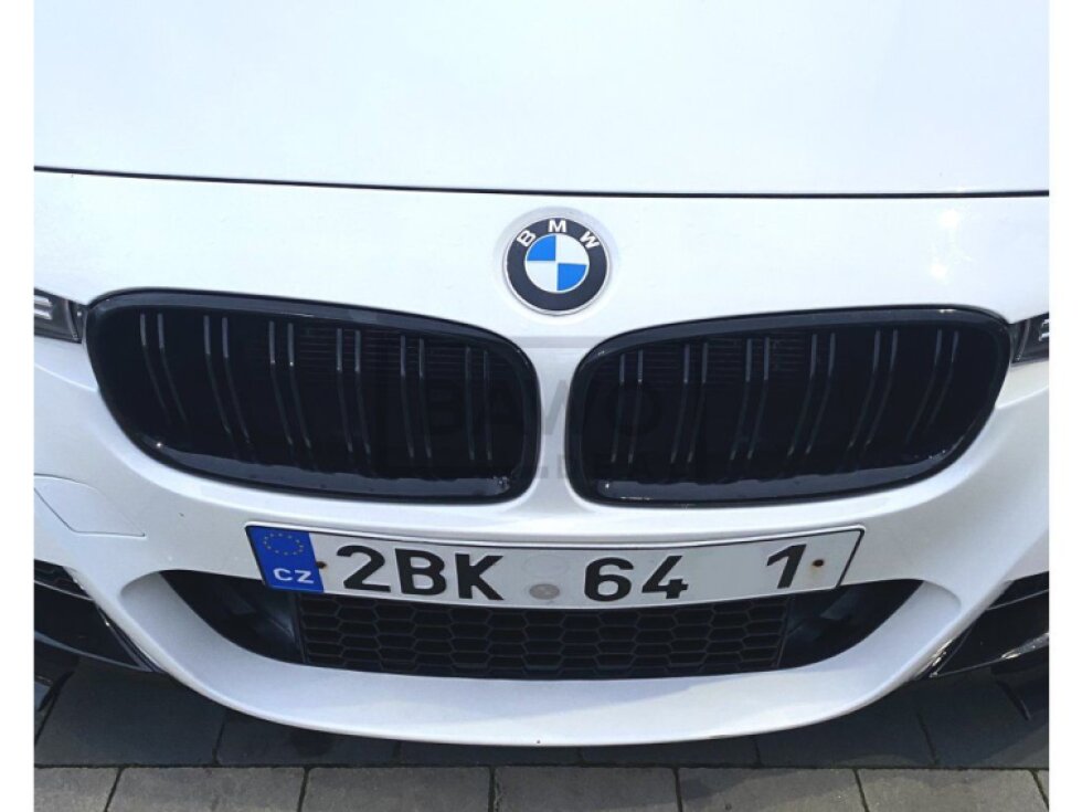 Ledvinky + M kryty zrcátek BMW F30/F31 černé lesklé sada