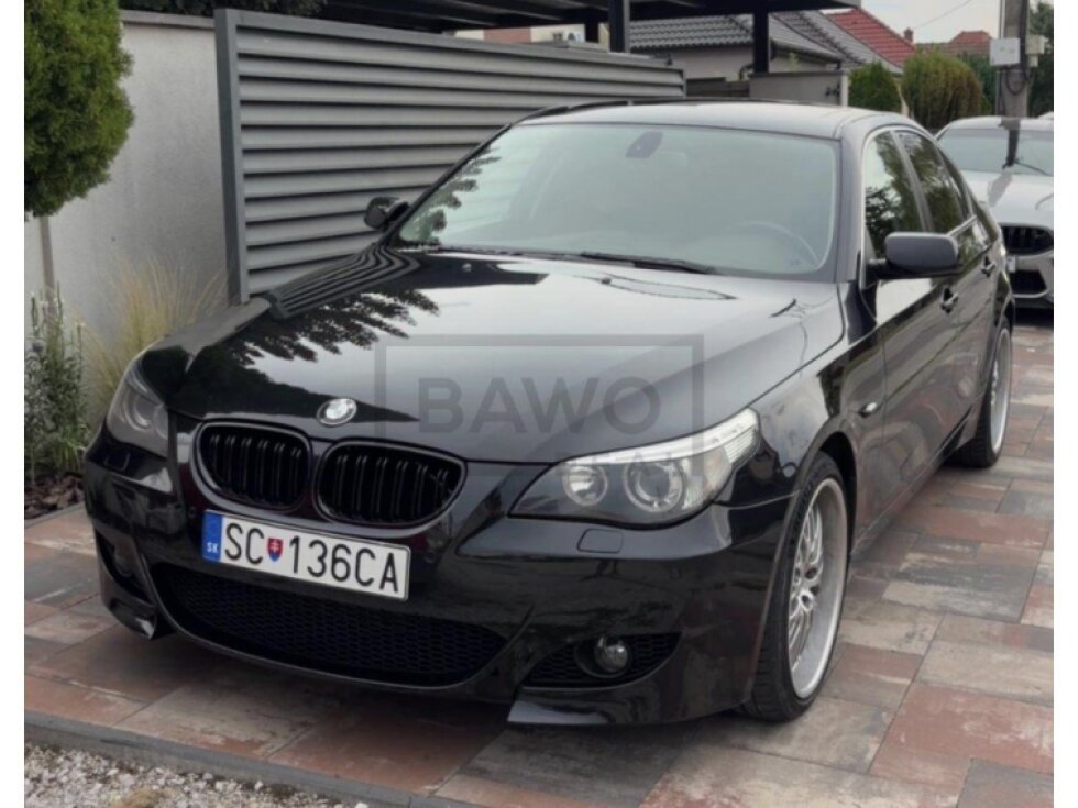 Přední nárazník pro BMW E60/E61 2003-2007 M5 Style s PDC