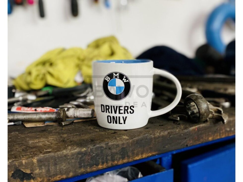 Hrnek BMW Drivers only - BMW hrneček