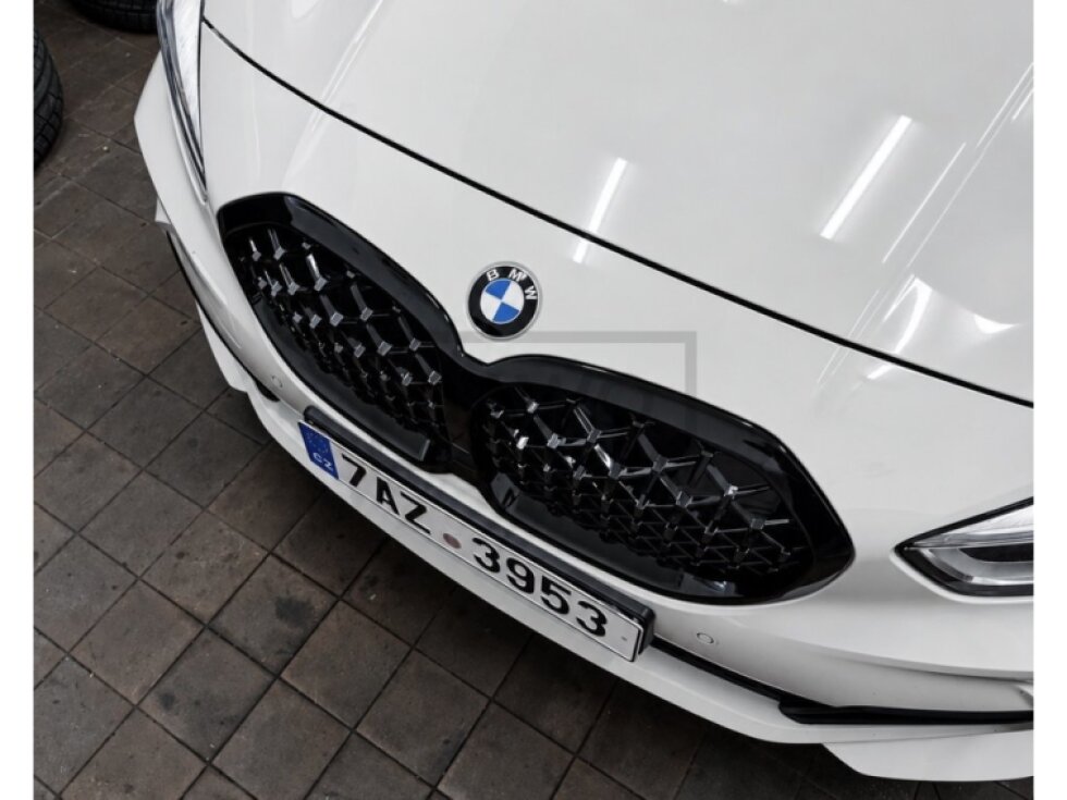 Černé ledvinky BMW F40 Diamond style lesklé