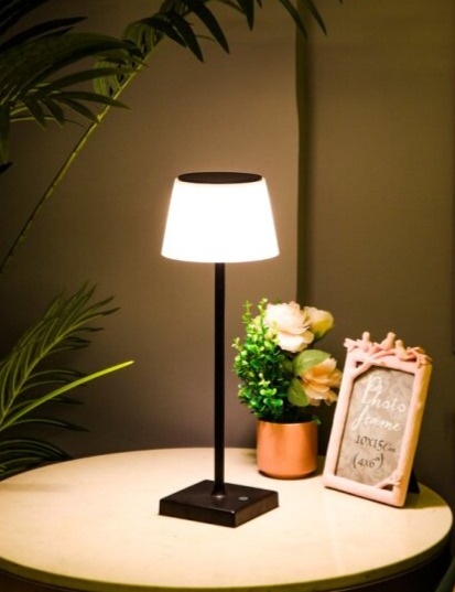 Venkovní solární LED stolní lampička BONITO 4W CCT a stmívatelná USB-C černá Immax