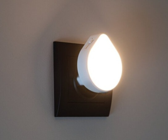ULOV LED DIM stmívatelné orientační světýlko do zásuvky