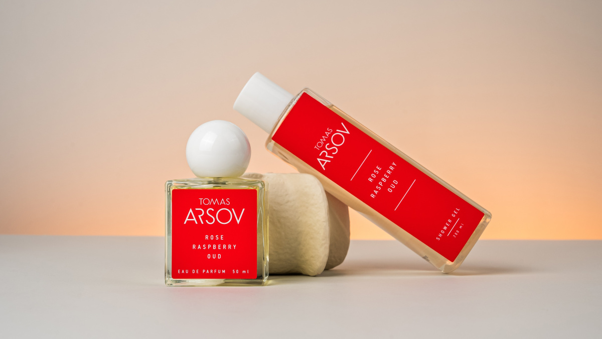 ROSE RASPBERRY OUD Parfém a sprchový gel