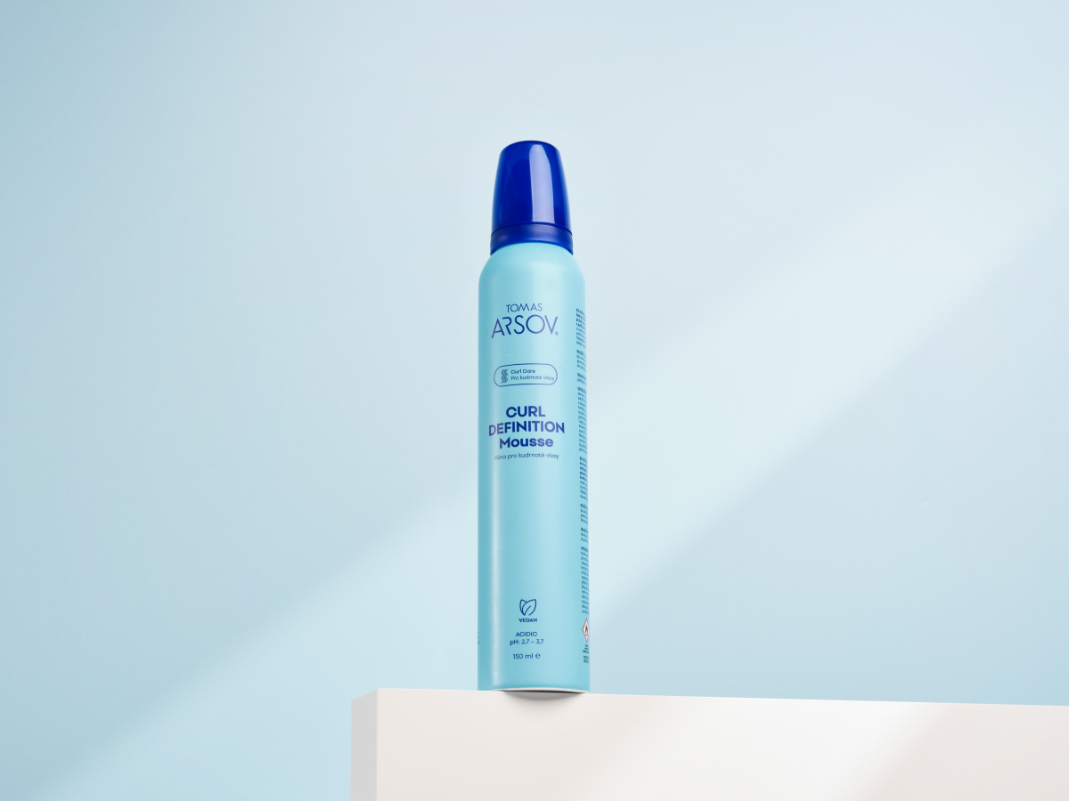CURL Pečující stylingová pěna