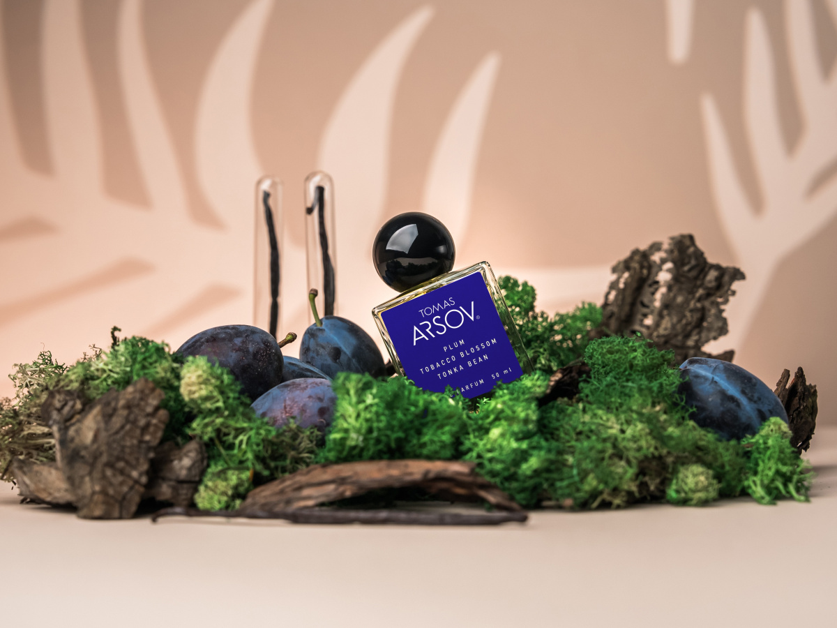 PLUM TOBACCO BLOSSOM TONKA BEAN Parfém vzorek