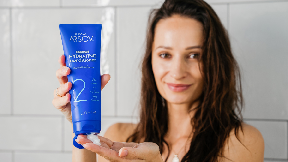 INTENSIVE HYDRATING Šampon a oplachový kondicionér