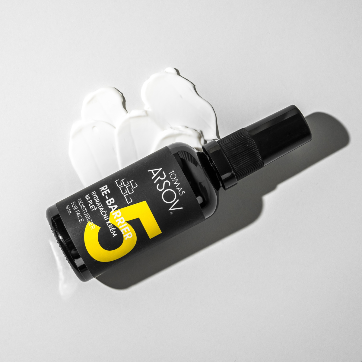 SKIN TRAVEL Essentials