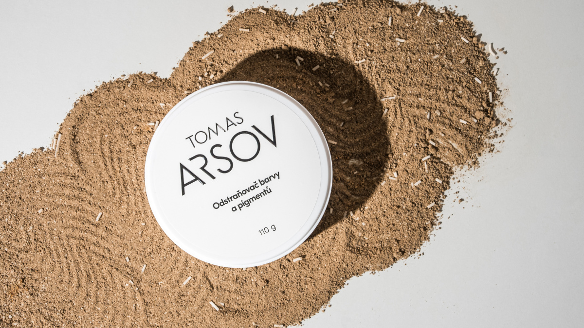 Odstraňovač barvy a pigmentu