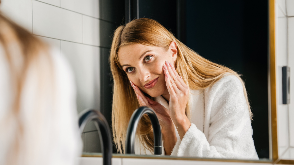 2x LONGEVITY Hydrogelové polštářky a 2x LIFTING EXPRESS Hydrogelová maska