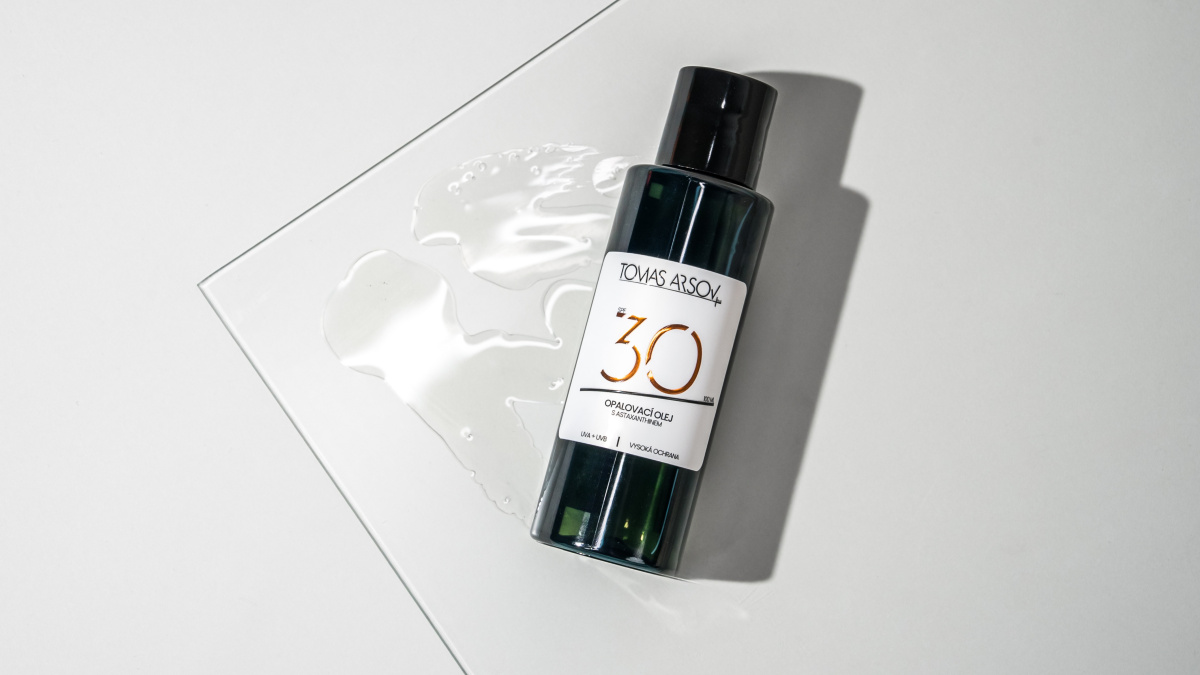 Olej na opalování s astaxanthinem SPF30