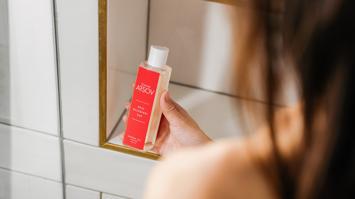 ROSE RASPBERRY OUD Sprchový gel