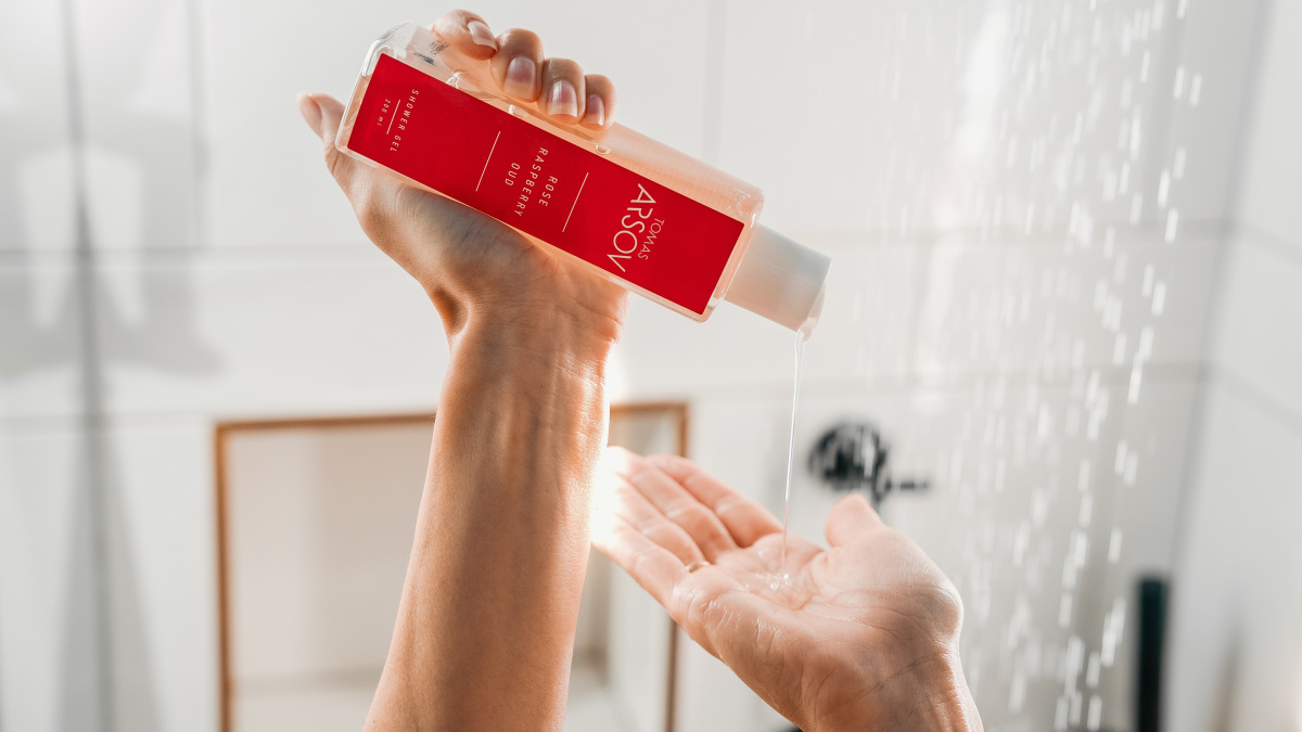 ROSE RASPBERRY OUD Sprchový gel