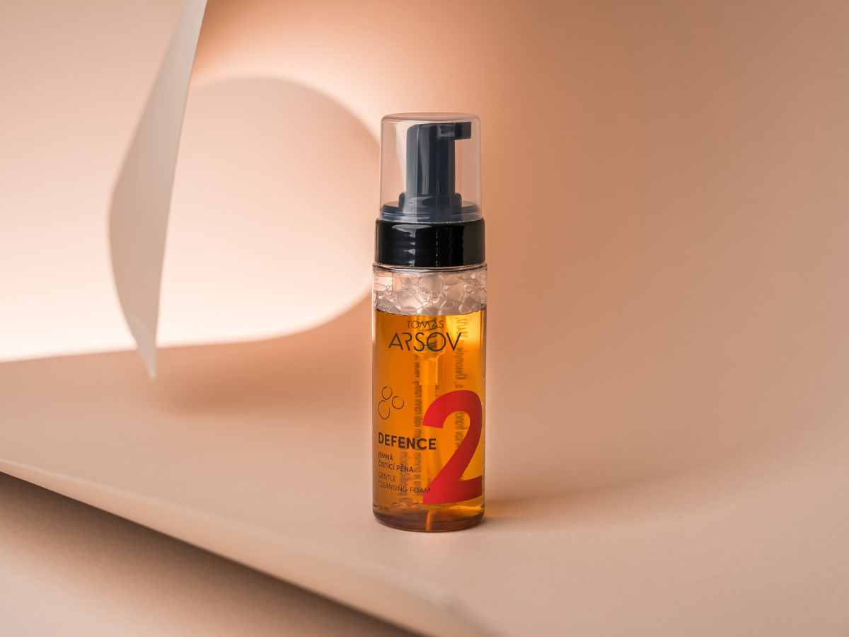 DEFENCE Jemná čistící pěna