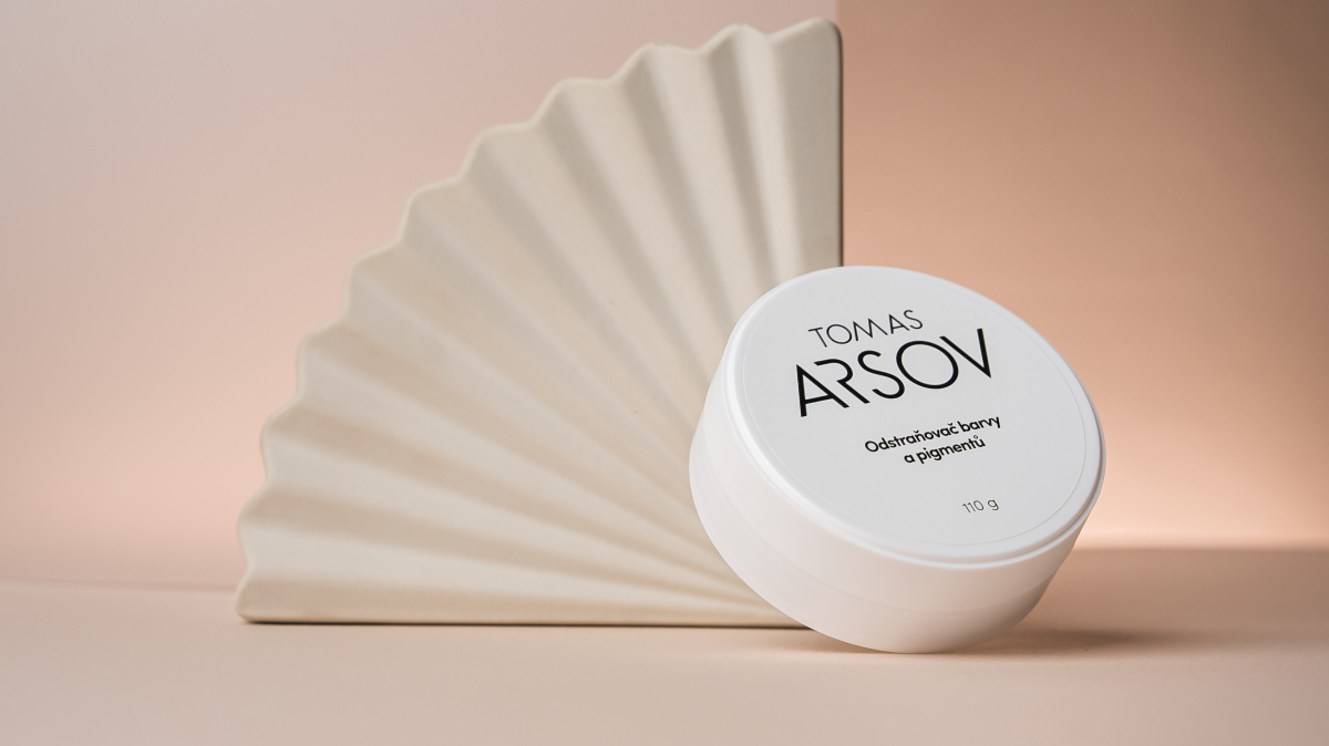 Odstraňovač barvy a pigmentu