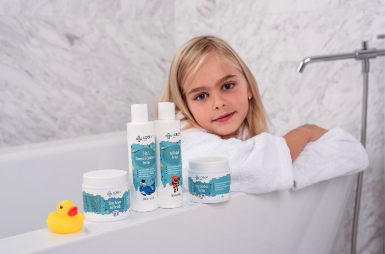 Šumivý prach (bomba) do koupele pro děti LOBEY®