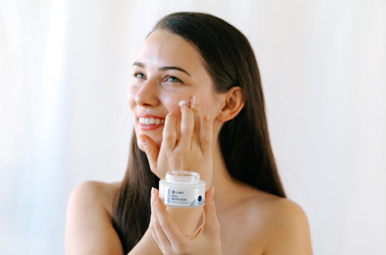 Denní ochranný pleťový krém LOBEY